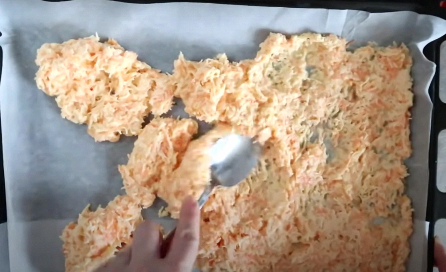 Шедевр з простих продуктів: сирний рулет з начинкою. Шикарна закуска до будь-якого столу!