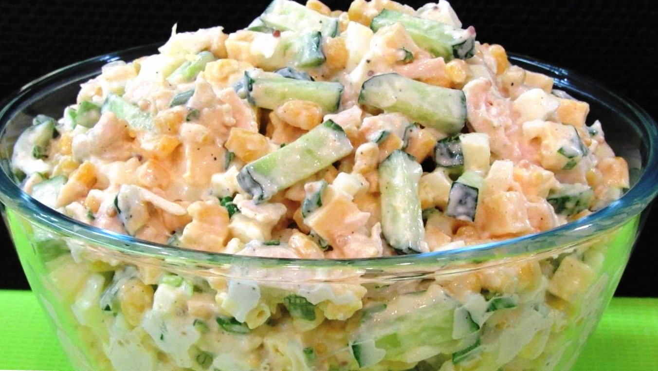 Замінить навіть Олів’є! Смачний салат на будь-яке свято: рецепт без картоплі