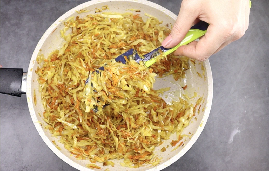 Свекруха навчила мене робити “правильні” вареники: тепер виходять набагато смачніші, ніж раніше