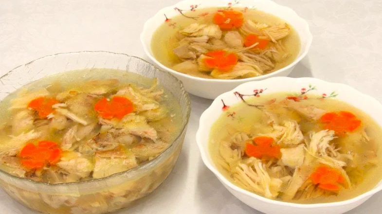 Відкрийте таємницю ідеального холодцю з курки! Цей великодній рецепт зникає зі столу за лічені хвилини!