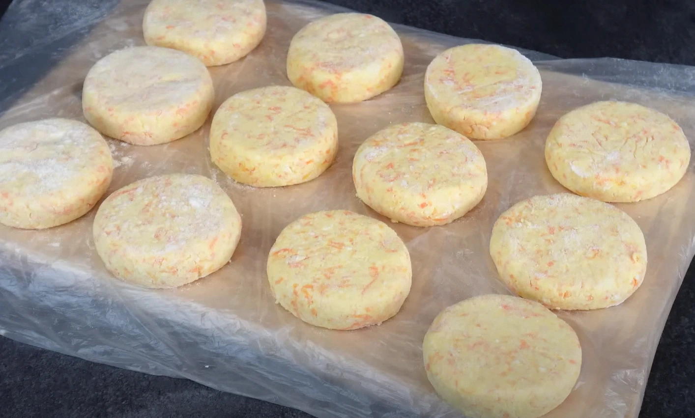 Сніданок “Ненажера” за 15 хвилин: з продуктів, які Завжди є в холодильнику