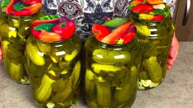 Огірки, які підкорили серце: рецепт, що не вийде з моди вже 10 років! Зберігаю в квартирі без проблем!
