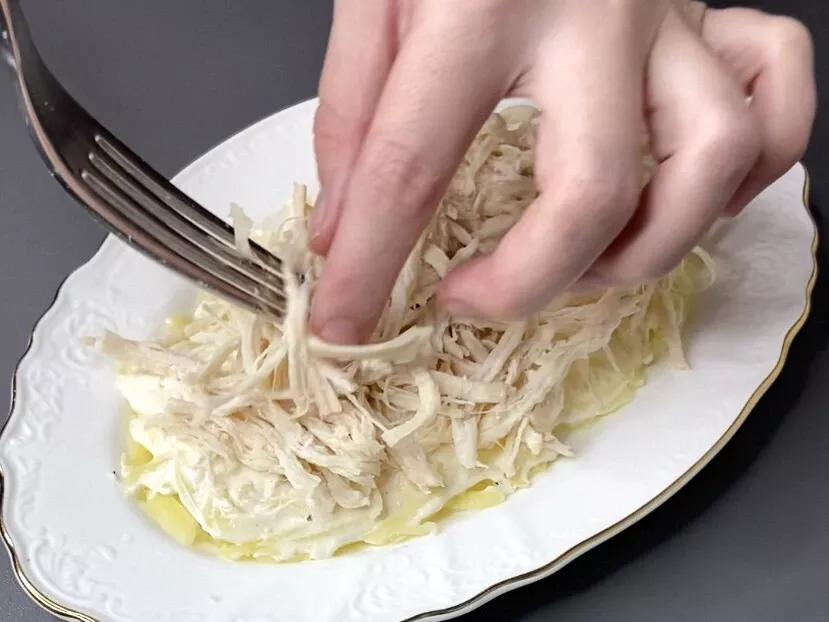 Наш улюблений «дівчачий» салат: рецепт не з інтернету (обов’язкова страва на нашому столі)