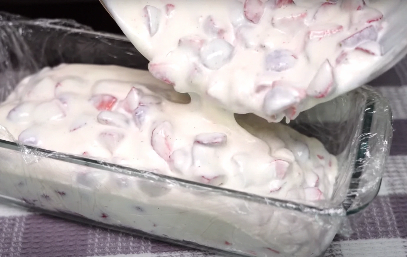 Полуницю купую кілограмами! Десерт “Легкість” за 5 хвилин, без випічки
